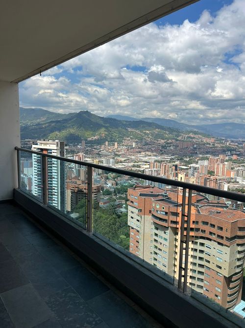Apartamento de 4 alcobas en venta en Las Lomitas, Sabaneta, 120 m² · foto 16 de 16