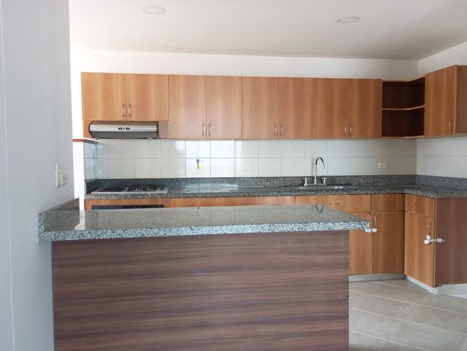 Apartamento de 2 alcobas en arriendo en La Florida, Medellín, 88 m² · foto 8 de 15