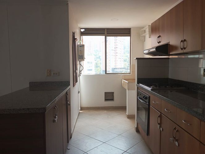 Apartamento de 2 alcobas en arriendo en La Florida, Medellín, 88 m² · foto 7 de 15