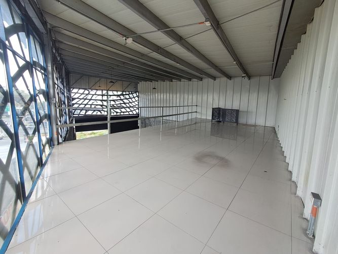 Bodega en arriendo en Zona Industrial La Rosa, Dosquebradas, 250 m² · foto 5 de 8