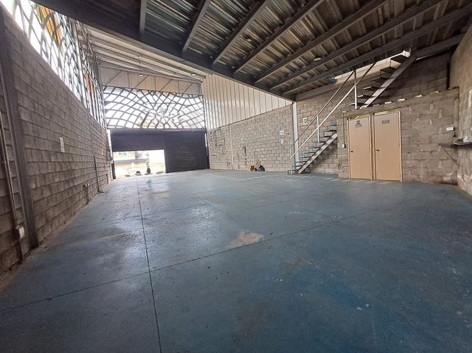 Bodega en arriendo en Zona Industrial La Rosa, Dosquebradas, 250 m² · foto 7 de 8