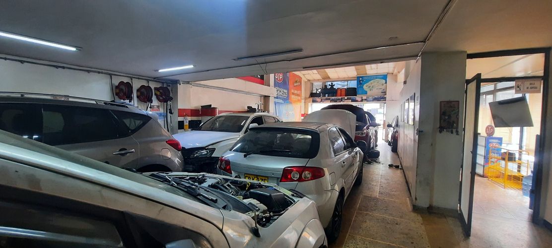 Edificio en venta en Aeropuerto, Pereira, 710 m² · foto 8 de 16