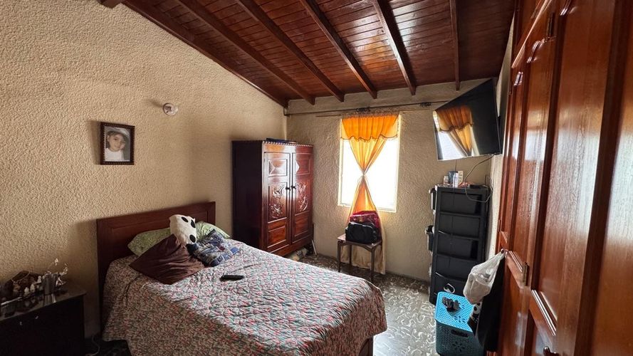 Casa de 4 alcobas en venta en La Gloria, Medellín, 160 m² · foto 11 de 15