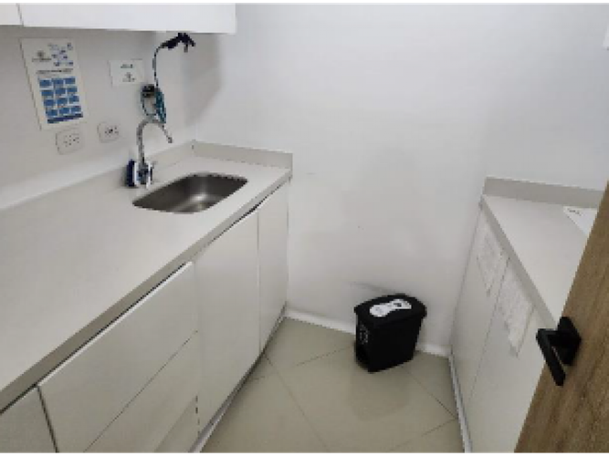 Local en venta en El Poblado, Medellín, 183 m² · foto 14 de 14