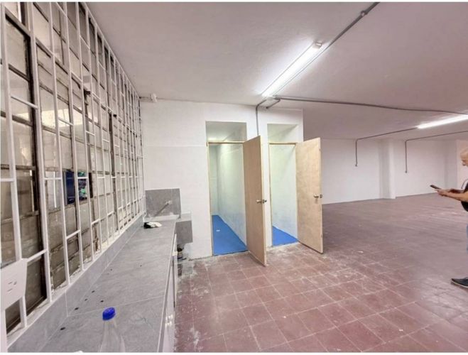 Bodega en arriendo en Colombia, Medellín, 329 m² · foto 4 de 5