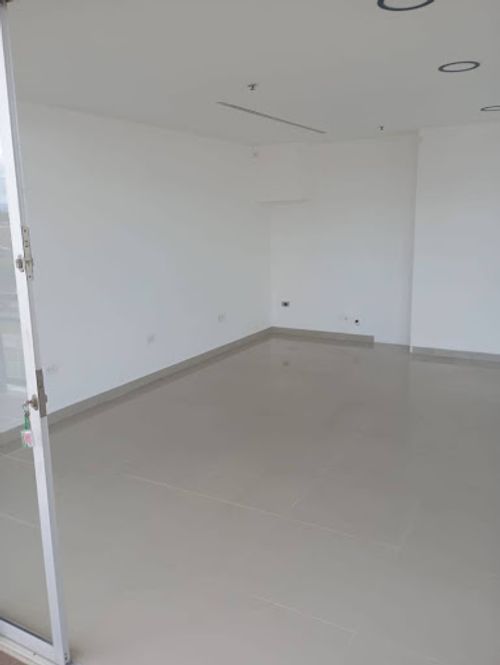 Local en arriendo en El Porvenir, Rionegro, 100 m² · foto 8 de 17