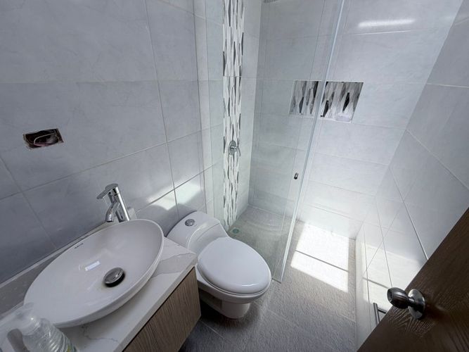 Casa de 4 alcobas en venta en Lomitas, La Ceja, 144 m² · foto 11 de 14