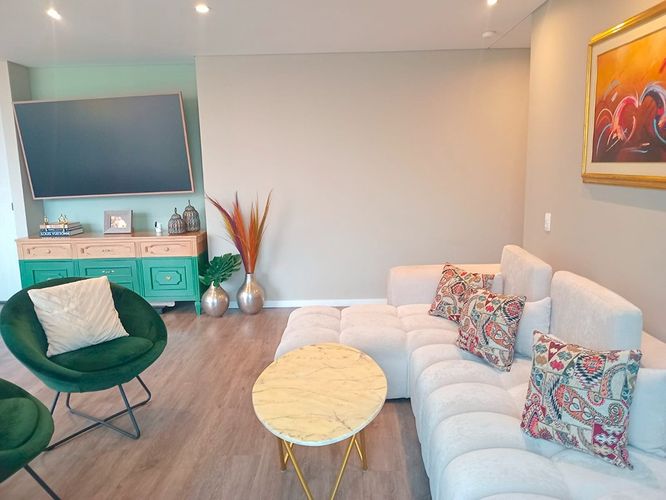 Apartamento de 2 alcobas en arriendo en El Poblado, Medellín, 109 m² · foto 5 de 20