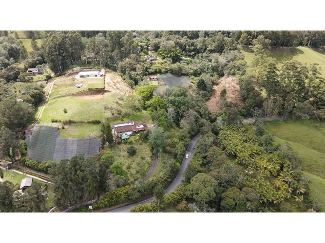 Finca en venta en Lomitas, La Ceja, 715 m² · foto 8 de 24