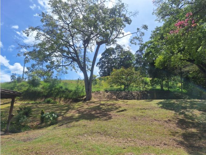 Finca en venta en Lomitas, La Ceja, 715 m² · foto 23 de 24