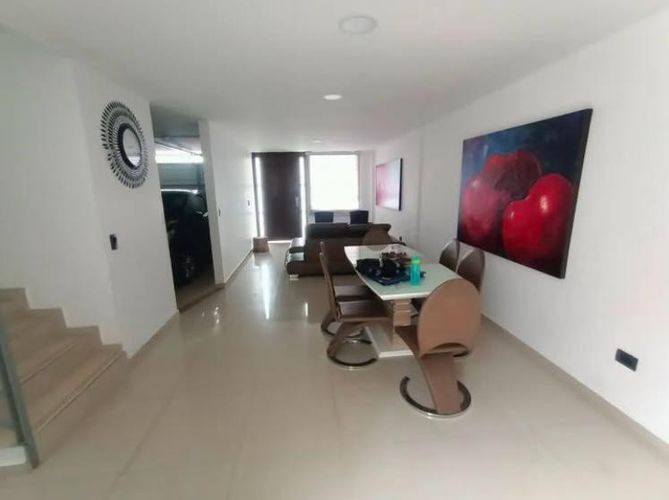 Casa de 3 alcobas en venta en Urbanizacion Diamante Ii Etapa, Bucaramanga, 230 m² · foto 4 de 7