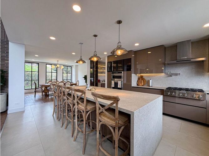 Casa de 4 alcobas en venta en Yerbabuena, Chía, 470 m² · foto 3 de 18