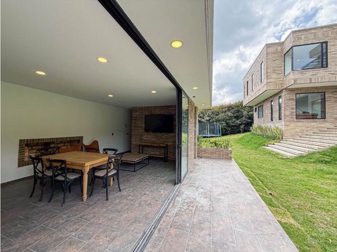 Casa de 4 alcobas en venta en Yerbabuena, Chía, 470 m² · foto 17 de 18