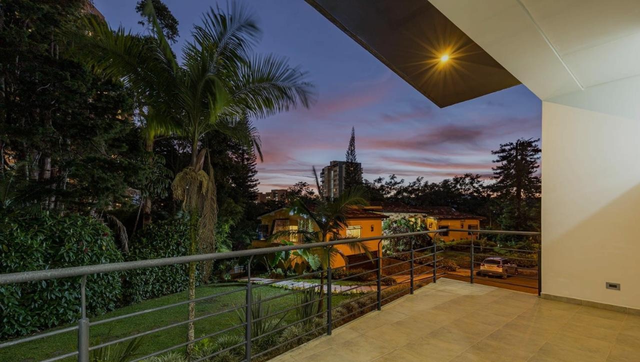 Departamento en alquiler con baja de precio en El Poblado