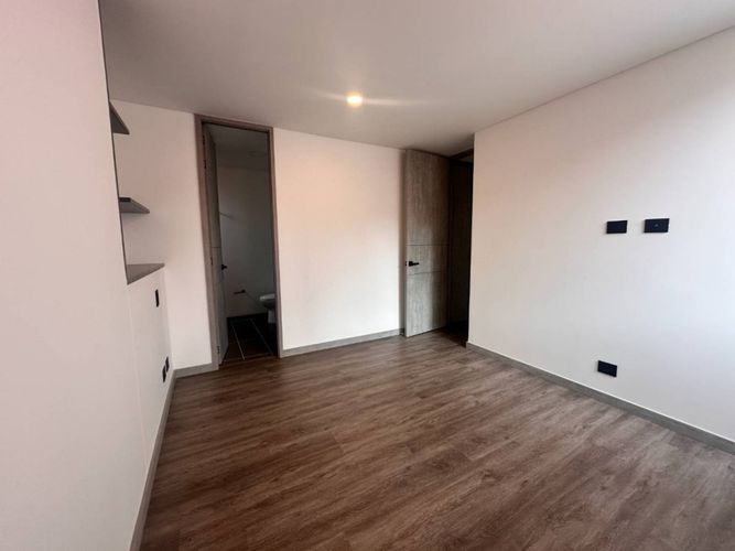 Apartamento de 2 alcobas en arriendo en Loma Del Esmeraldal, Envigado, 108 m² · foto 12 de 14