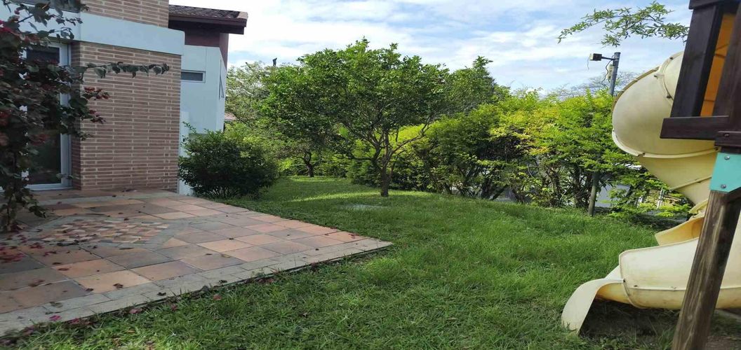 Casa de 6 alcobas en venta en Armenia, 456 m² · foto 11 de 24