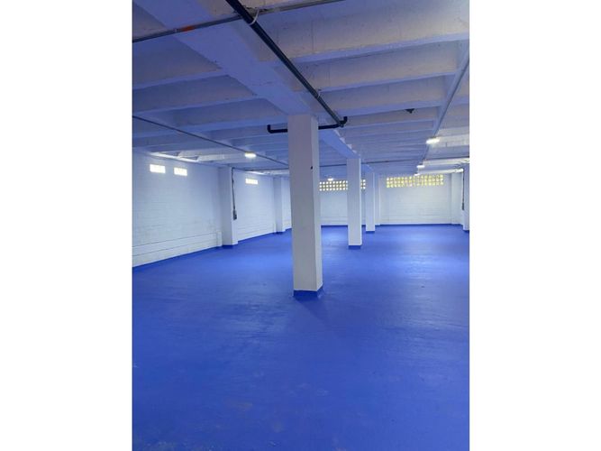 Bodega en arriendo en Cabecera San Antonio De Prado, Medellín, 320 m² · foto 5 de 21