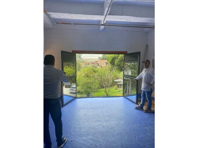 Bodega en arriendo en Cabecera San Antonio De Prado, Medellín, 320 m² · foto 17 de 21