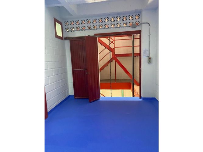 Bodega en arriendo en Cabecera San Antonio De Prado, Medellín, 320 m² · foto 18 de 21
