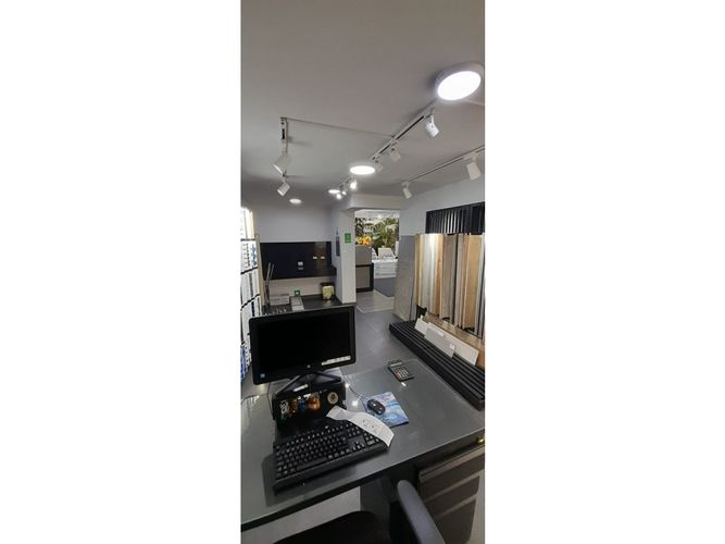 Casa en venta en Santa Barbara, Bogotá, 338 m² · foto 5 de 23