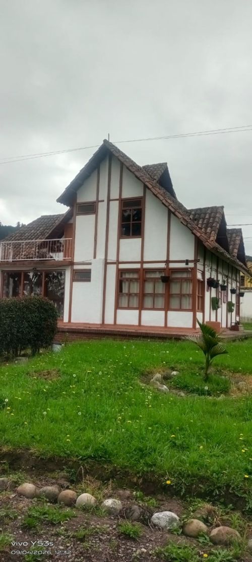 Casa de 8 alcobas en venta en Centro Historico, Chía · foto 21 de 24