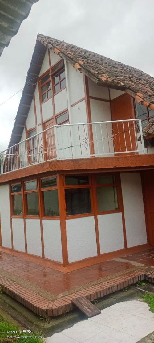 Casa de 8 alcobas en venta en Centro Historico, Chía · foto 22 de 24
