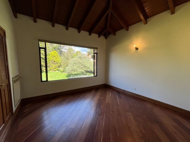 Casa de 4 alcobas en venta en San Simón, Bogotá, 458 m² · foto 16 de 24