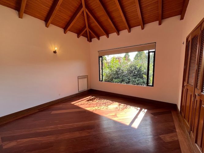 Casa de 4 alcobas en venta en San Simón, Bogotá, 458 m² · foto 14 de 24