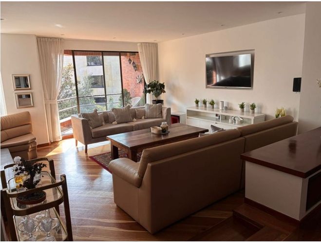 Apartamento de 3 alcobas en venta en Bosque Medina, Bogotá, 189 m² · foto 2 de 16