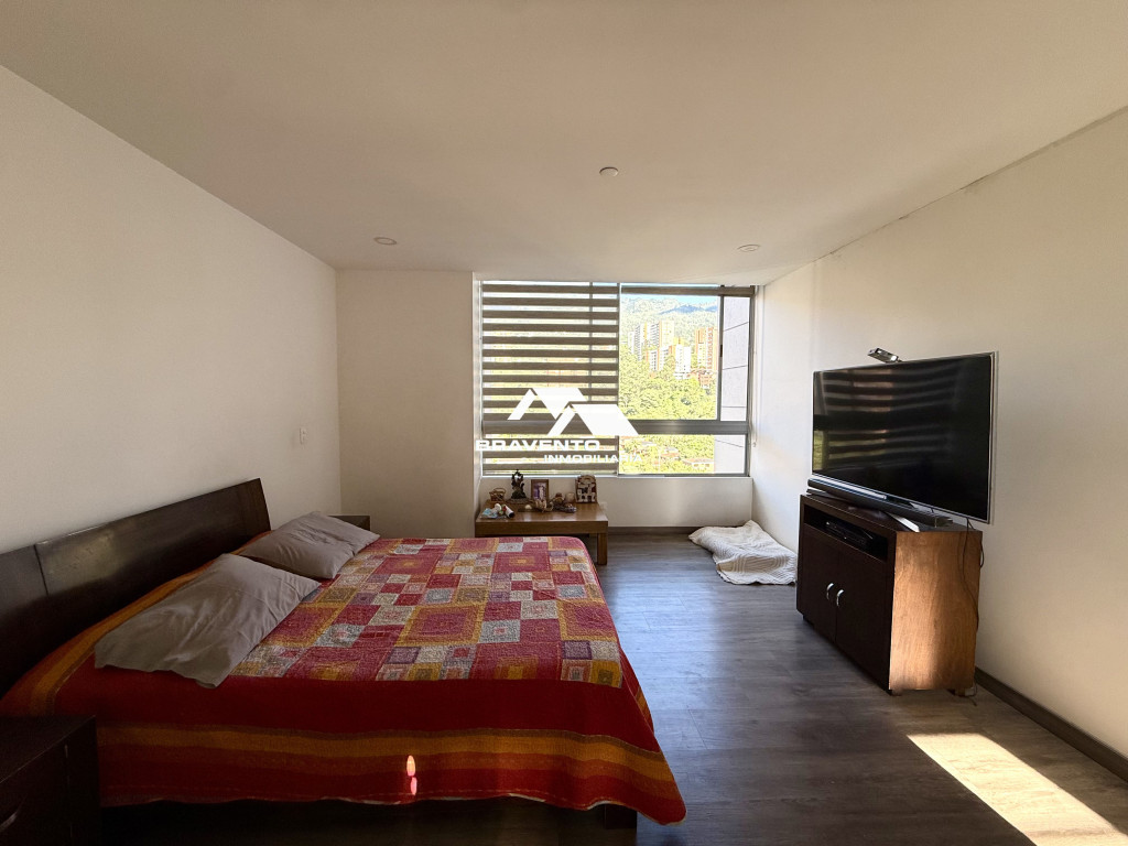 Apartamento en venta en El Poblado, Envigado · foto 9 de 18