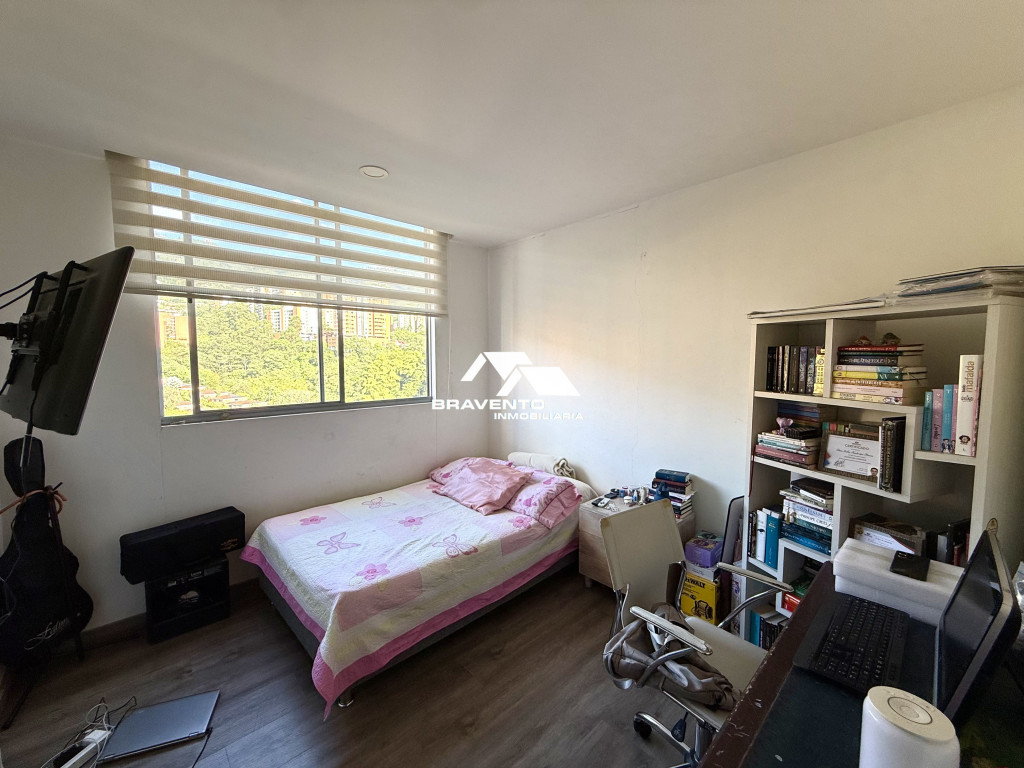 Apartamento en venta en El Poblado, Envigado · foto 12 de 18