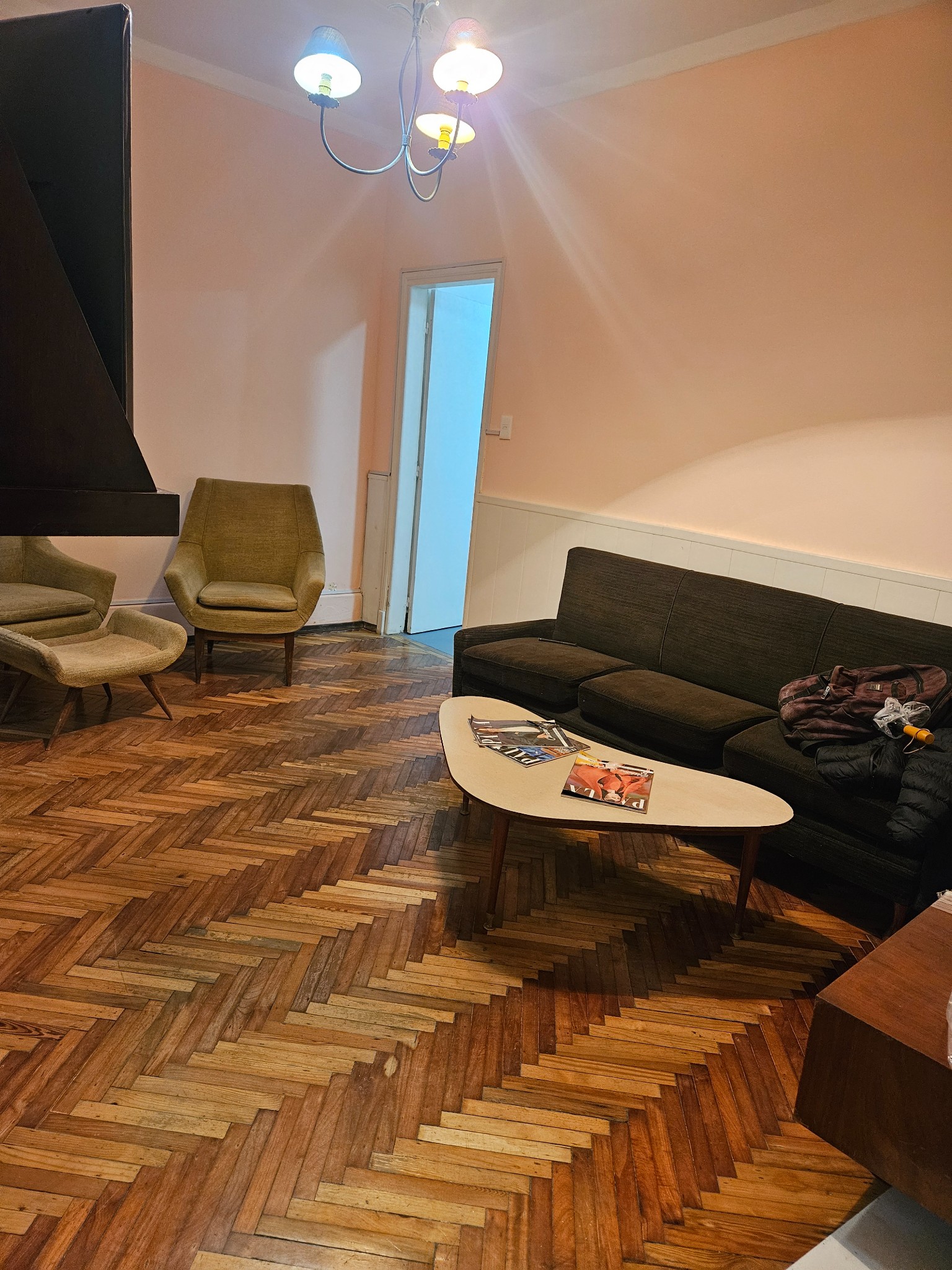 Apartamento 1 dormitorio amoblado y 2 patios