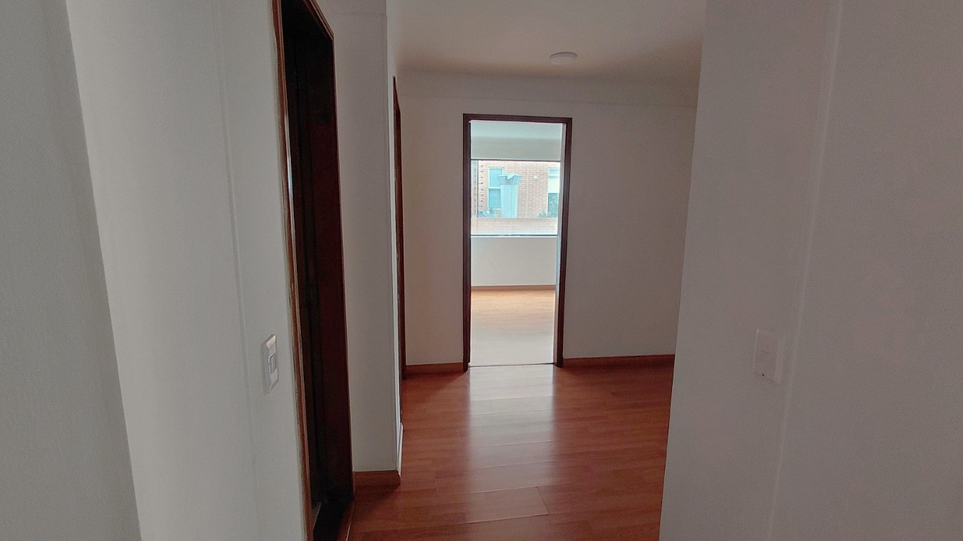 Apartamento en venta en Santa Barbara, Bogotá · foto 10 de 20