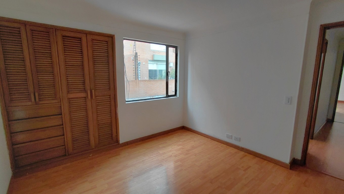 Apartamento en venta en Santa Barbara, Bogotá · foto 14 de 20