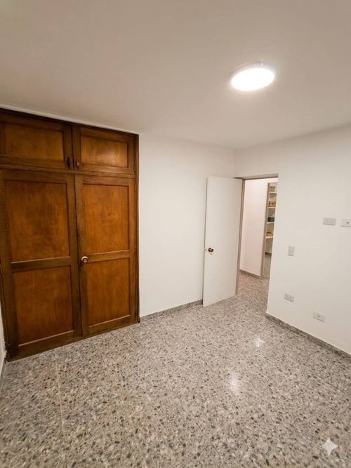 Apartamento de 2 alcobas en arriendo en Calasanz, Medellín, 75 m² · foto 6 de 10