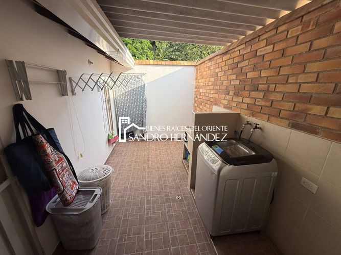 Casa de 4 alcobas en venta en Guatiguara, Piedecuesta, 180 m² · foto 5 de 24