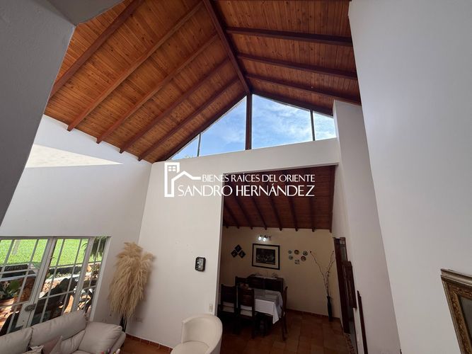 Casa de 4 alcobas en venta en Guatiguara, Piedecuesta, 180 m² · foto 11 de 24