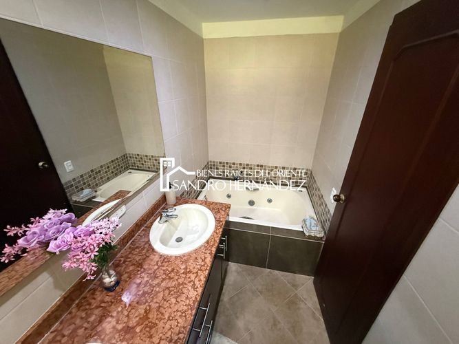 Casa de 4 alcobas en venta en Guatiguara, Piedecuesta, 180 m² · foto 13 de 24