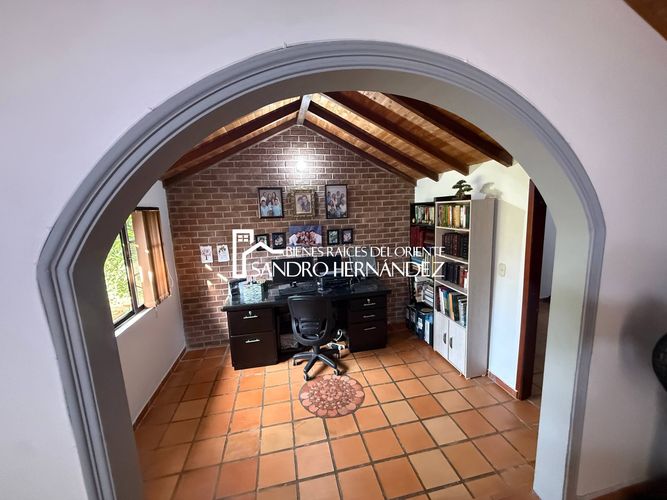 Casa de 4 alcobas en venta en Guatiguara, Piedecuesta, 180 m² · foto 16 de 24