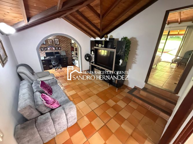 Casa de 4 alcobas en venta en Guatiguara, Piedecuesta, 180 m² · foto 21 de 24