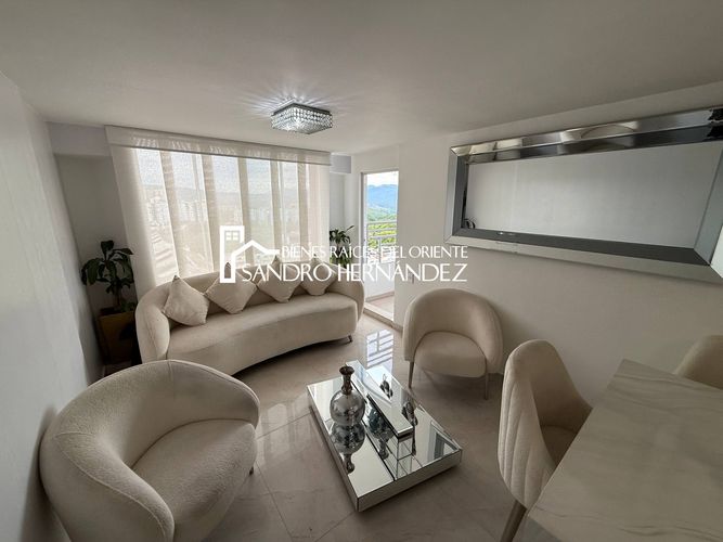 Apartamento en venta en Molinos Altos, Floridablanca · foto 2 de 17