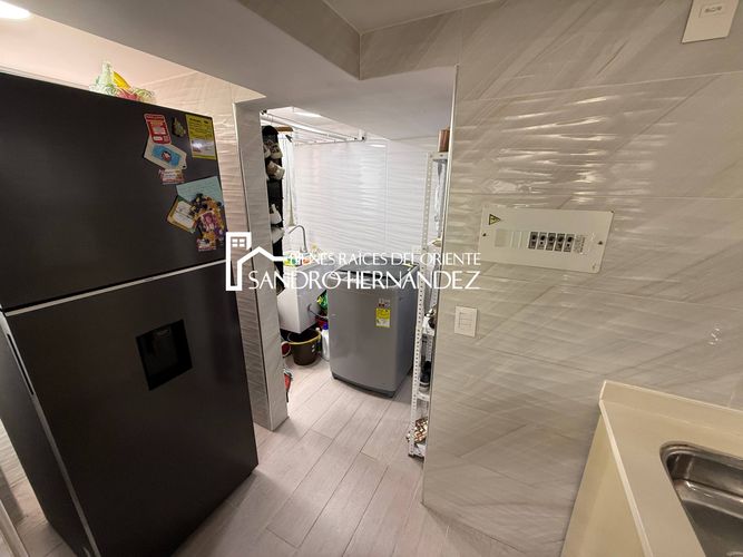 Apartamento en venta en Molinos Altos, Floridablanca · foto 4 de 17