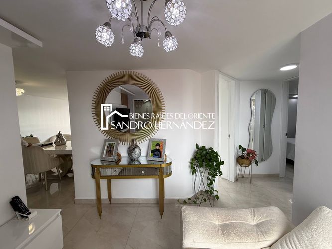 Apartamento en venta en Molinos Altos, Floridablanca · foto 5 de 17