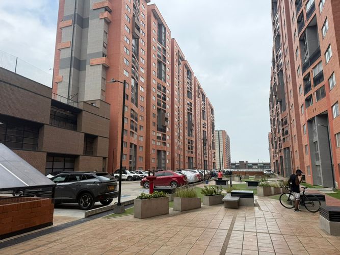 Apartamento de 2 alcobas en venta en Puente Grande, Bogotá, 42 m² · foto 13 de 15