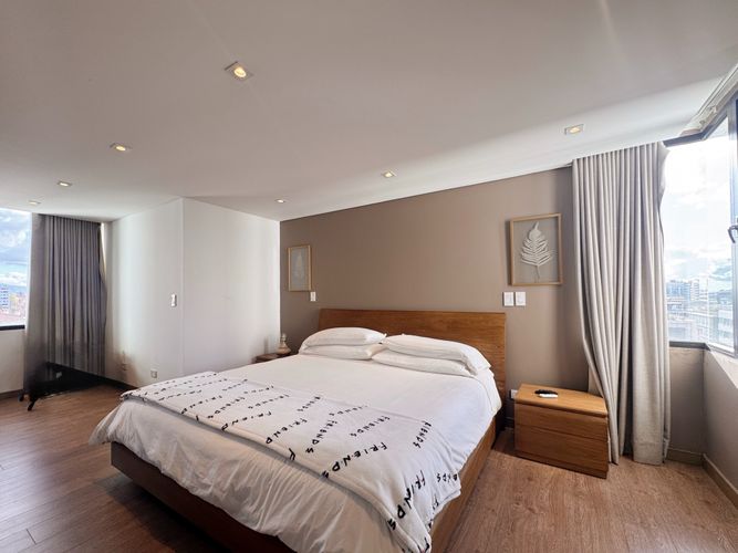 Apartamento de 2 alcobas en venta en Chicó Reservado, Bogotá, 155 m² · foto 10 de 17