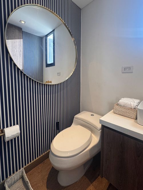 Apartamento de 2 alcobas en venta en Chicó Reservado, Bogotá, 155 m² · foto 8 de 17
