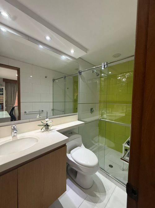 Apartamento de 3 alcobas en venta en Los Rosales, Bogotá, 181 m² · foto 5 de 22