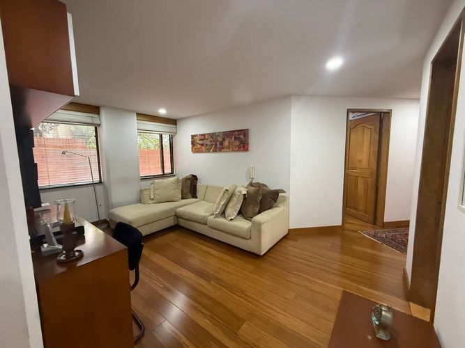 Apartamento de 3 alcobas en venta en Los Rosales, Bogotá, 181 m² · foto 8 de 22