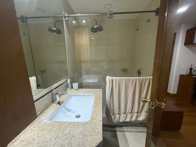 Apartamento de 3 alcobas en venta en Los Rosales, Bogotá, 181 m² · foto 11 de 22