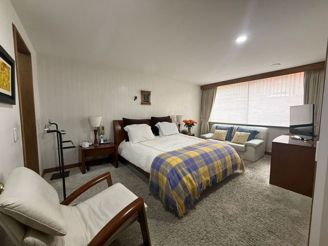 Apartamento de 3 alcobas en venta en Los Rosales, Bogotá, 181 m² · foto 22 de 22